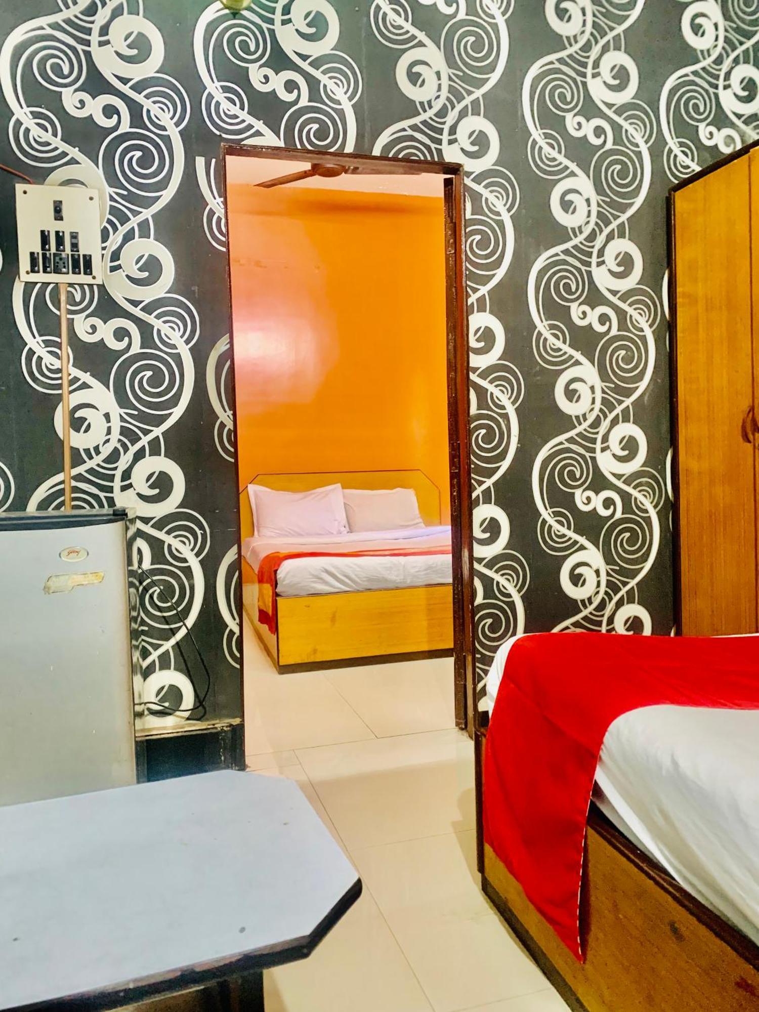 Hotel Bengal -100M From Park Circus 7 Point Kolkata Exterior photo